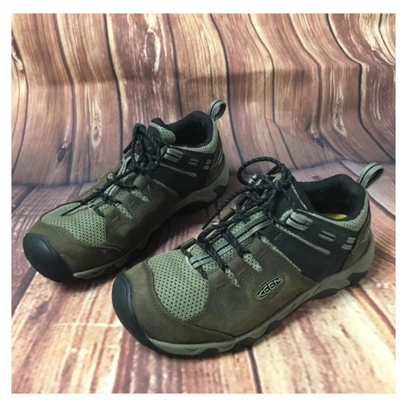 KEEN Men’s Shoes - Picture 3 of 8